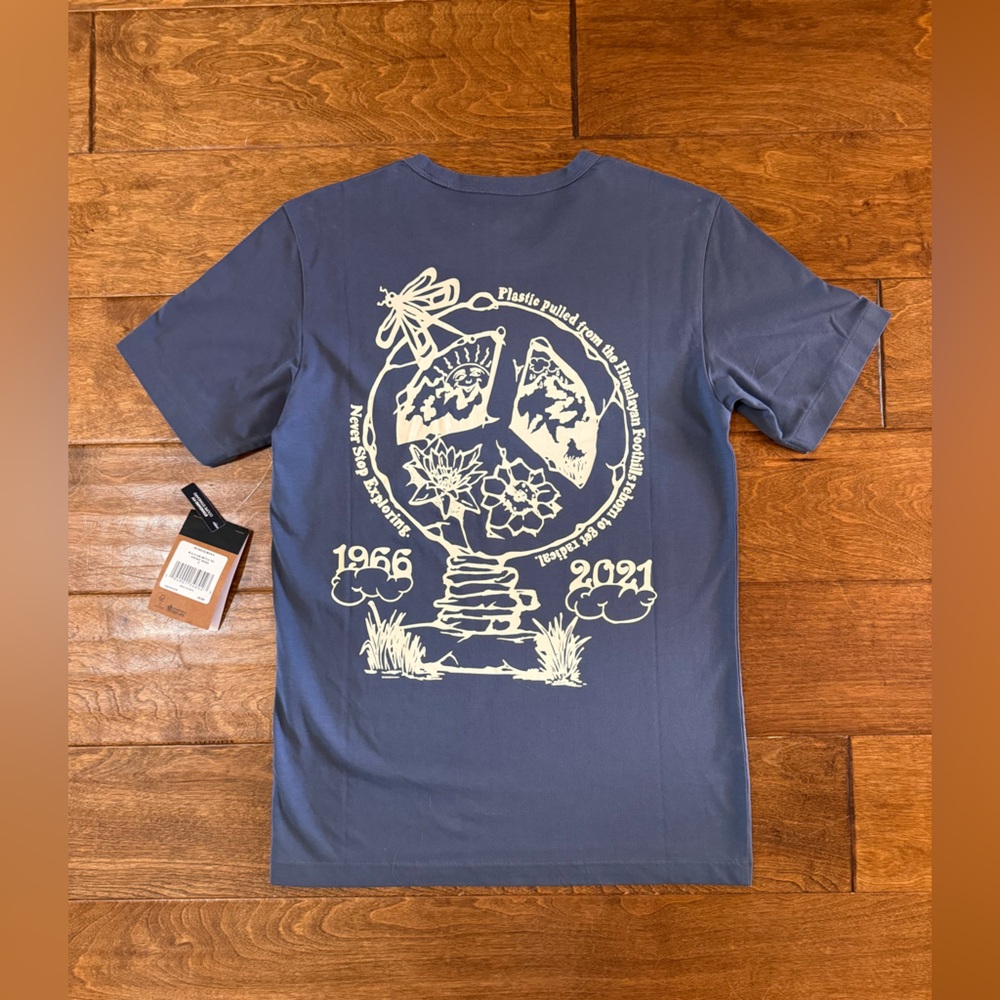The North Face Bottle Tee